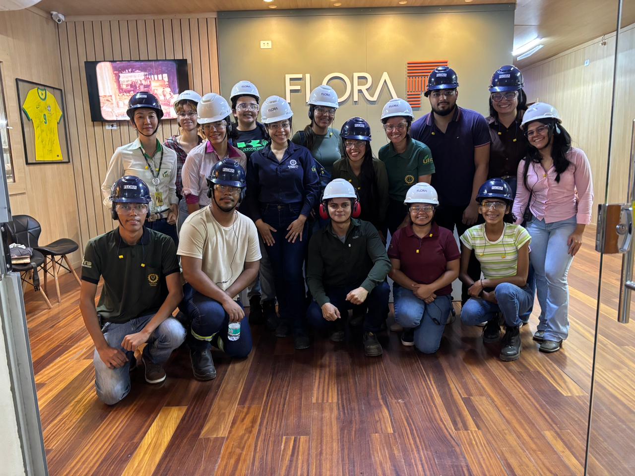 Visita técnica na fábrica de MDF da FLORA, Paragominas/PA